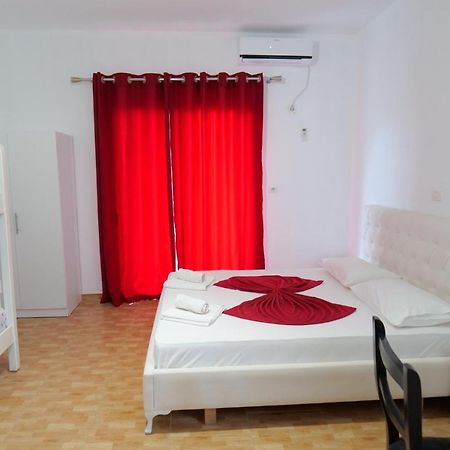 Vila Relax Ksamil Buitenkant foto