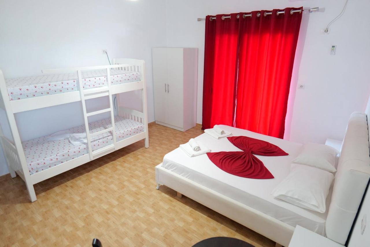 Vila Relax Ksamil Buitenkant foto