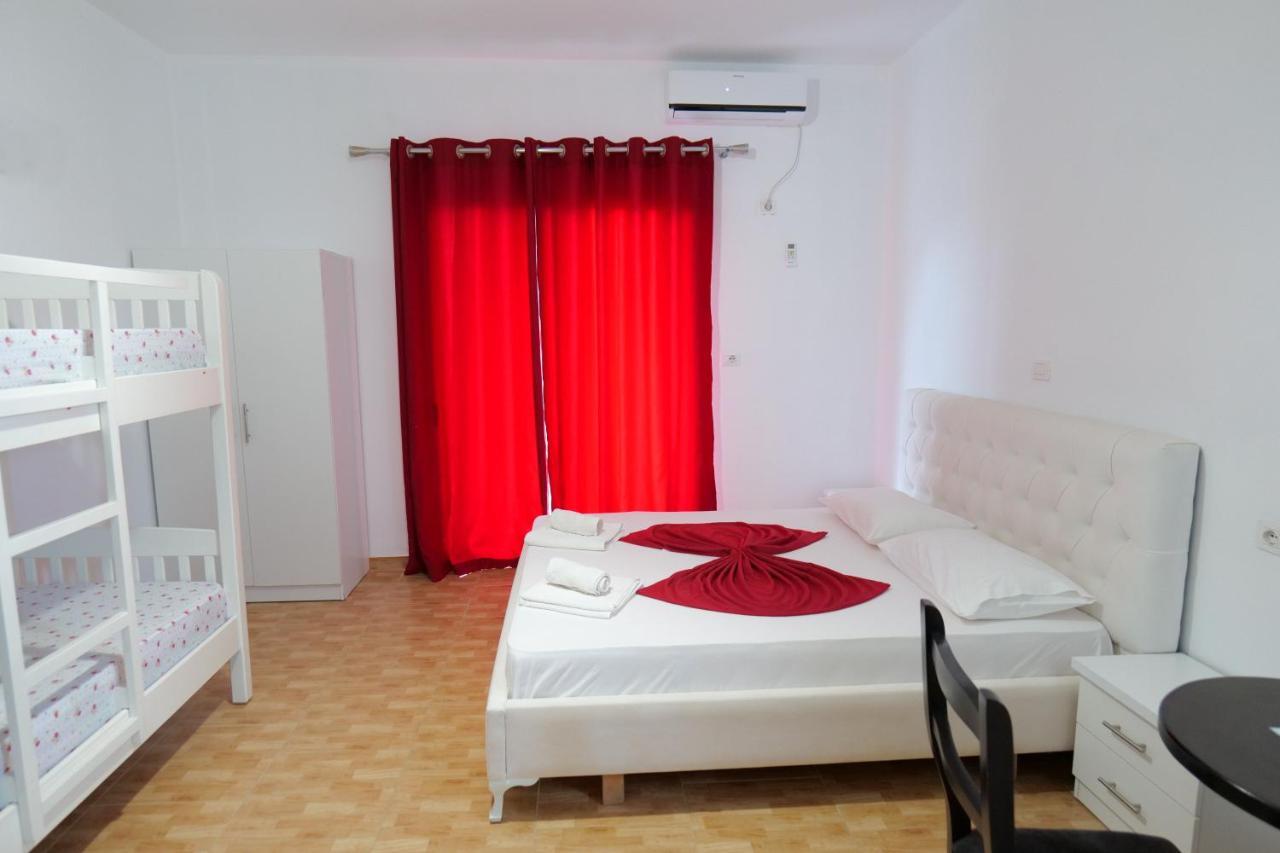 Vila Relax Ksamil Buitenkant foto