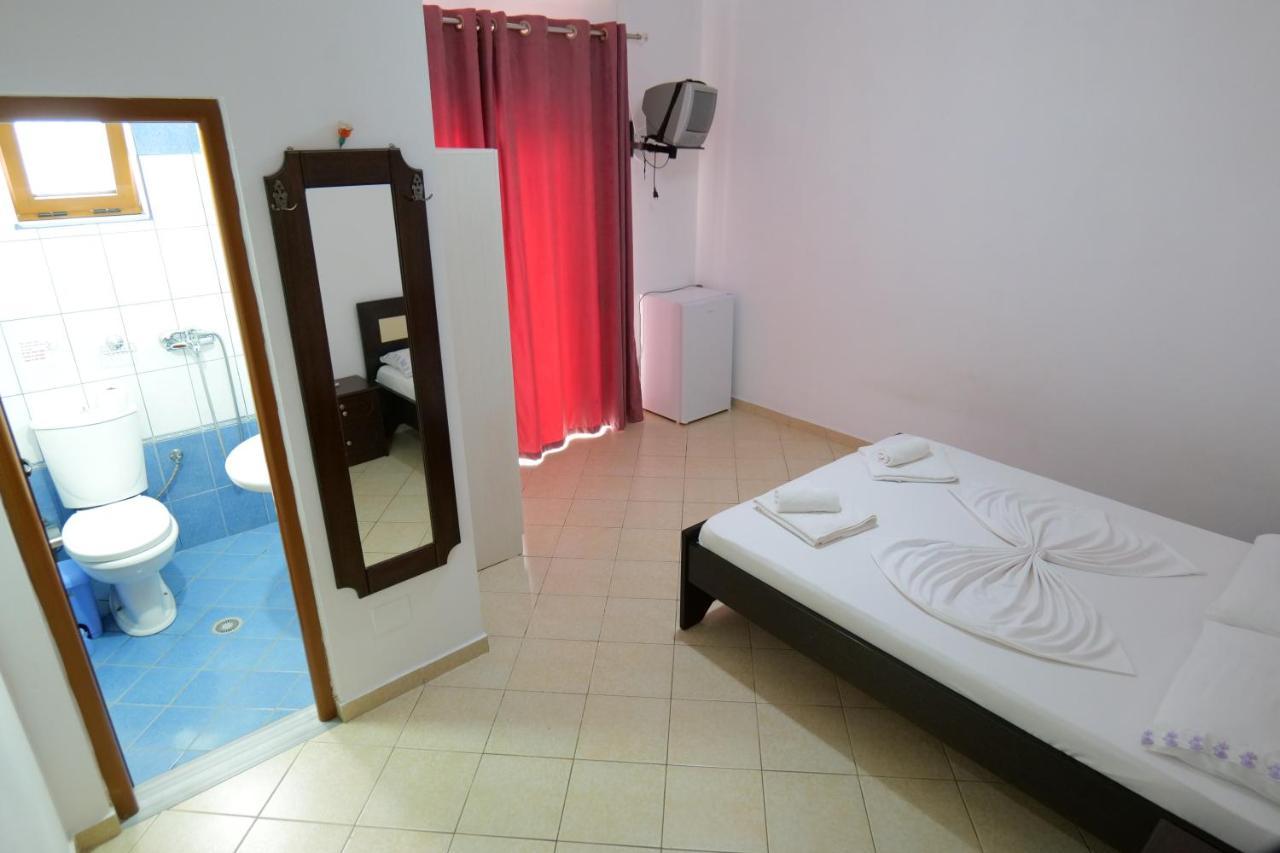 Vila Relax Ksamil Buitenkant foto