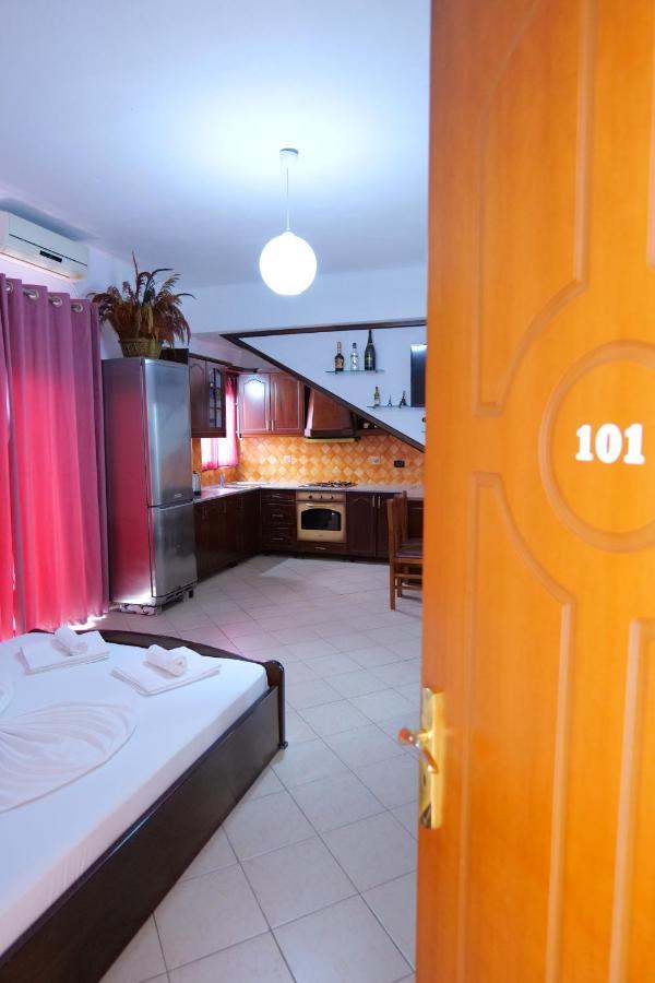 Vila Relax Ksamil Buitenkant foto